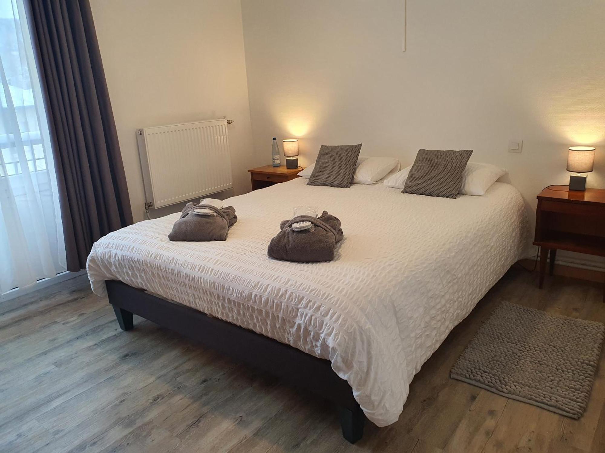 Hotel De La Promenade Bains-les-Bains Ngoại thất bức ảnh